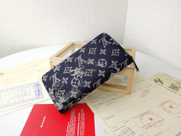 LVコピーウォレット側面デザイン